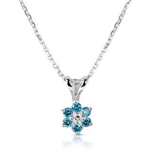 Suzy Levian 14k White Gold .40ct TDW Blue and White Diamond Flower Pendant Necklace (H-I, SI1-SI2)