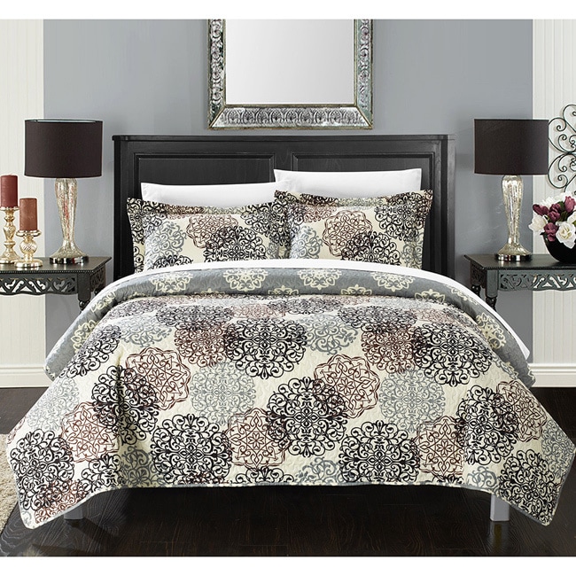 The Curated Nomad Moondance 3-piece Printed Reversible Quilt Set