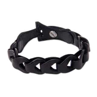 Handcrafted Leather 'Infinity in Black' Bracelet (Indonesia)