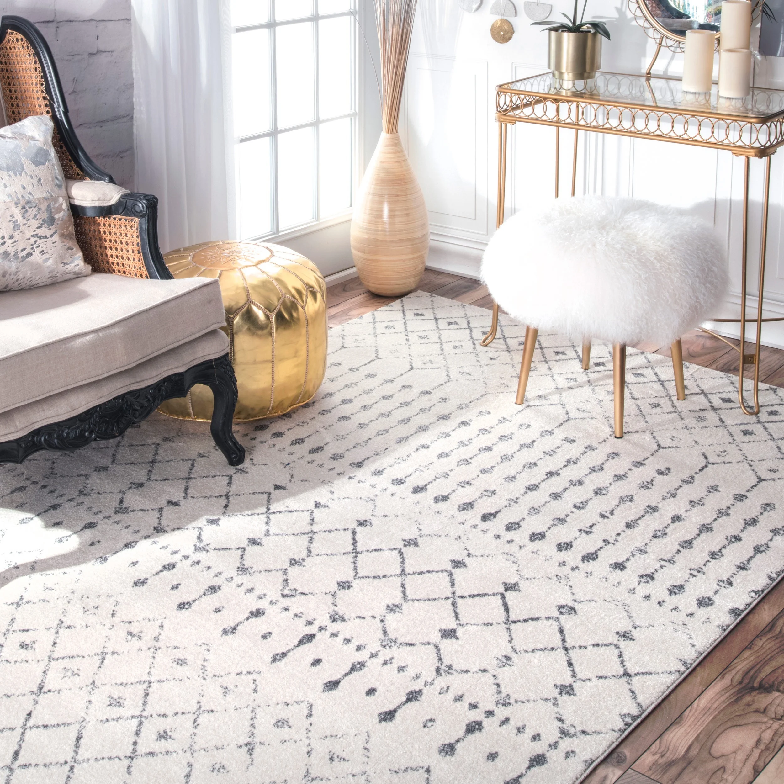 The Curated Nomad Ashbury Beaded Moroccan Trellis Ivory Rug (6'7 x 9')