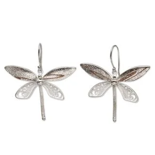 Handmade Sterling Silver 'Poised Dragonflies' Earrings (Peru)