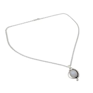 Sterling Silver 'Indian Paisley' Rainbow Moonstone Necklace (India)