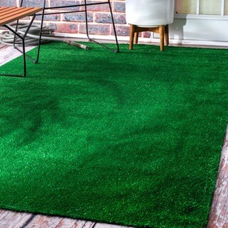nuLOOM Artificial Grass Outdoor Lawn Turf Green Patio Rug (6'7 x 9')