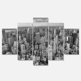 Designart 'Panoramic Aerial View of Manhattan' Modern Cityscape Glossy Metal Wall Artwork