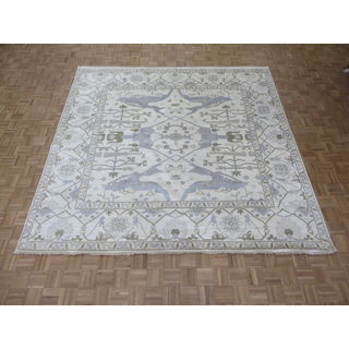 Oriental Ivory Wool Oushak Hand-knotted Rug (9'11 x 10'1)