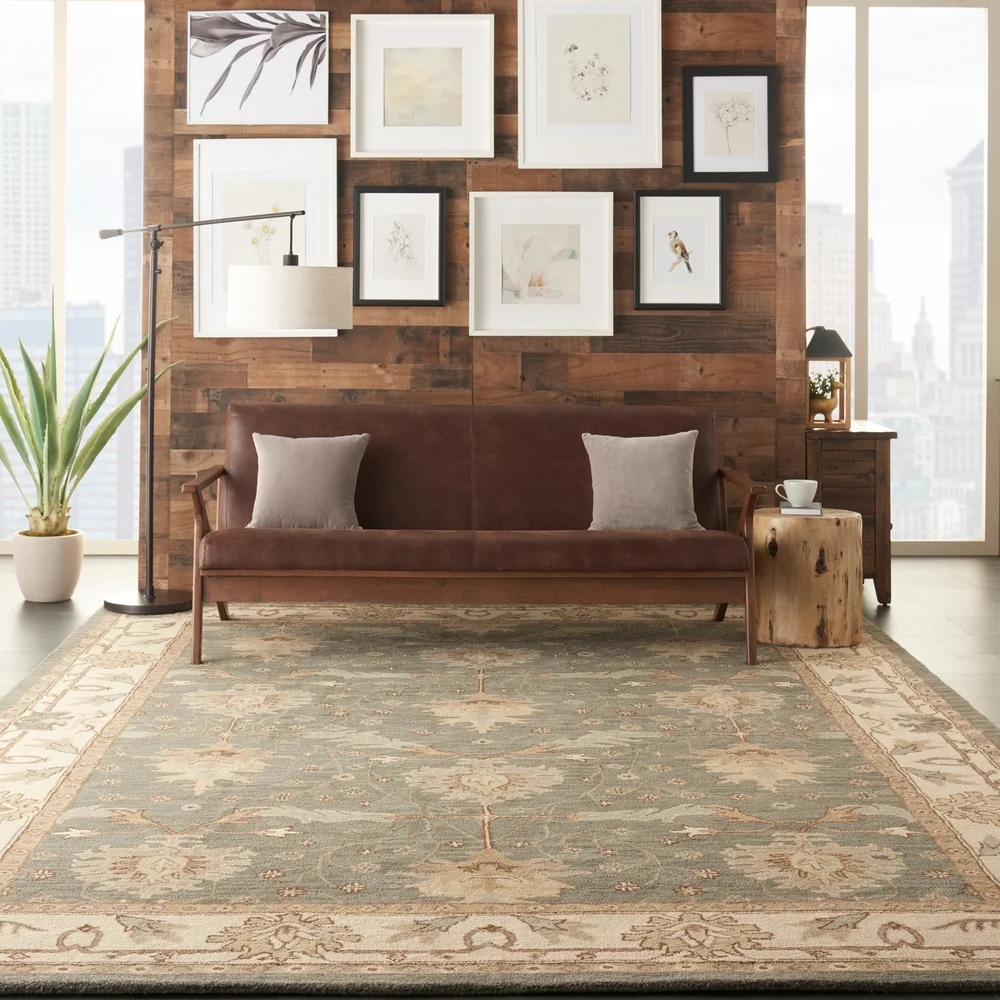 Nourison Hand-tufted Wool Persian Vine and Bloom Area Rug