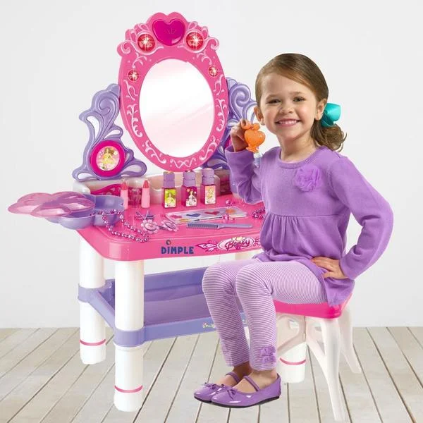 Dimple DC13988 Princess Themed Vanity Girls Set with 16 Fashion & Makeup Accessories, Flashing Lights
