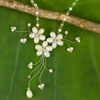 Bouquet Cascade Flowers of White Freshwater Pearls with Crystal Beads Adjustable Women's Choker (Thailand)