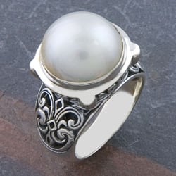 Sterling Silver Freshwater Pearl 'Motif' Ring (11 mm) (Indonesia)