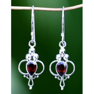Crimson Tears Faceted Red Garnet Teardrops in Romantic Vintage Style 925 Sterling Silver Womens Dangle Earrings (Indonesia)