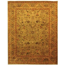 Safavieh Handmade Antiquities Kasadan Olive Green Wool Rug (7'6 x 9'6)