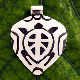 Sterling Silver 'Sea Turtle' Pendant (Mexico)