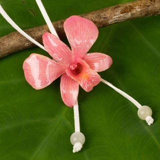 Handmade Natural Orchid 'Exotic Strawberry Bloom' Necklace (Thailand)
