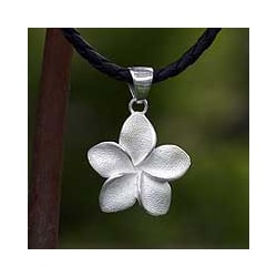 Sterling Silver 'Frangipani' Necklace (Indonesia)