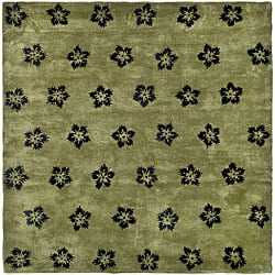 Safavieh Handmade Soho Leaves Sage New Zealand Wool Rug (5' x 8')