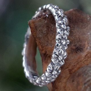 Delightful Flower Garland Suitable for Stacking Handmade Artisan 925 Sterling Silver Womens Band Ring (Indonesia)