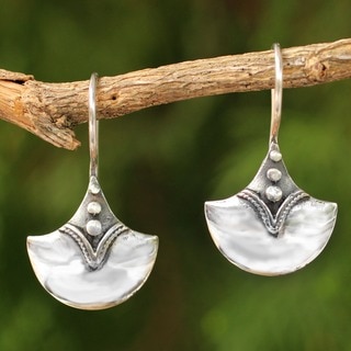 Handmade Hancrafted Sterling Silver Modern Romantic Dangle Earrings (Thailand)