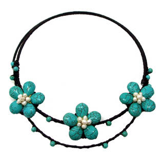 Handmade Cotton Turquoise/ Pearl Flower Choker Necklace (4-5 mm) (Thailand)