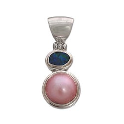 Handmade Sterling Silver 'Eclipse' Pearl and Opal Pendant (14 mm) (Indonesia)