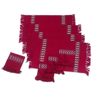 Handmade Set of 4 Cotton 'Scarlet Hills' Placemats and Napkins (Guatemala)