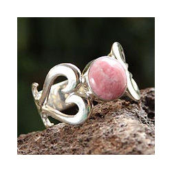 Handmade Sterling Silver 'Pink Love' Rhodonite Ring (Peru)