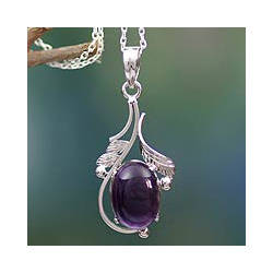 Sterling Silver 'Indian Sugarplum' Amethyst Necklace (India)