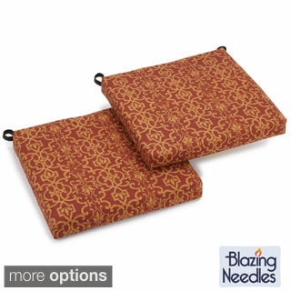 Blazing Needles Print 19-inch square Spun Poly Outdoor Cushions (Set of 2)