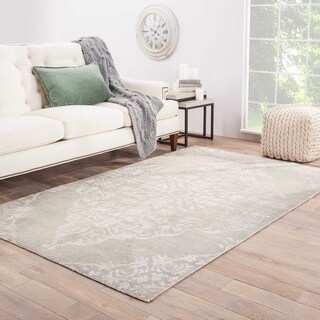 Jaipur Living Hand-Knotted Heritage Taupe/Silver Medallion Rug (5' x 8')