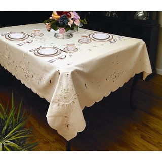 Elegant Petal Design Tablecloth (White or Ivory) (3 Rectangular and 1 Round Sizes)