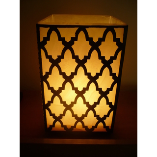 Hand-crafted Egyptian Alabaster Zamalek Lamp (Egypt)