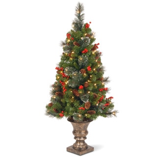 4-foot Crestwood Spruce Entrance Tree with Clear Lights
