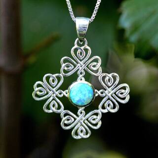 Sterling Silver Round Synthetic Opal Shamrocks Design Necklace (Thailand)