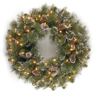 24-inch White Rattan Wreath with Clear Lights