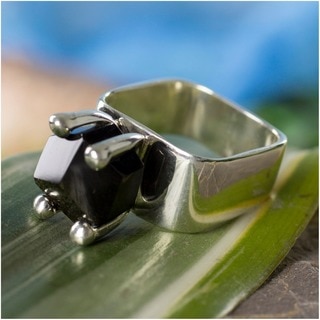 Handmade Sterling Silver 'Facets' Obsidian Solitaire Ring (Mexico)