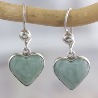 Hand-crafted Sterling Silver 'Innocent Heart' Jade Earrings (Guatemala)