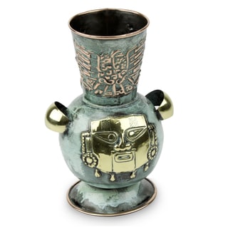 Handcrafted Copper Bronze 'Proud Warrior' Vase (Peru)