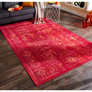 Aura Faded Traditions Floral Pink/ Red Area Rug (4' x 5'9)