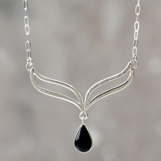 Handmade Sterling Silver 'Wings of Midnight' Obsidian Necklace (Peru)