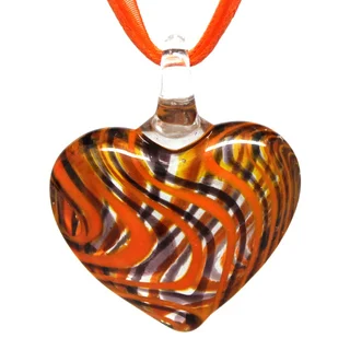 Bleek2Sheek Murano-inspired Glass Criss-Cross Heart Necklace
