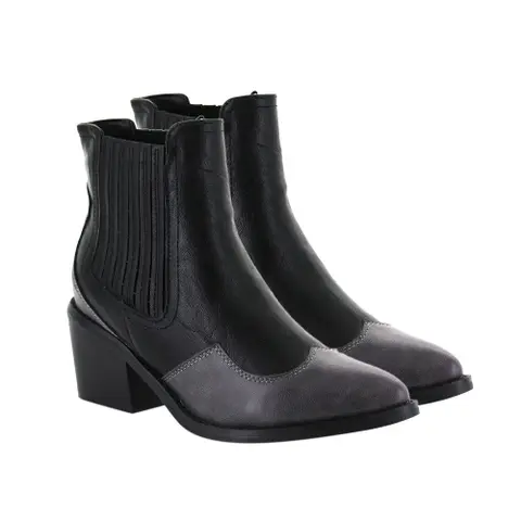 Seven7 Anti Slip Foam Footbed Leather Tuxedo Boot in Black Size 9.00 - 9