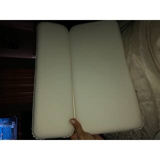 Bath Luxury Comfort White Vinyl Bathtub Pillow with Relaxing Neck/ Shoulder Foam