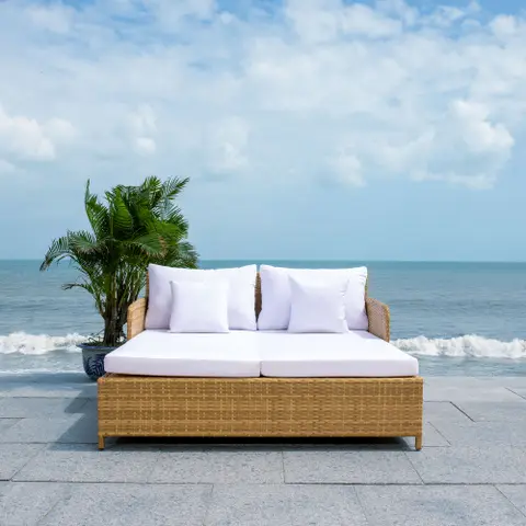 SAFAVIEH Outdoor Cadeo Daybed with Pillows and Cushions