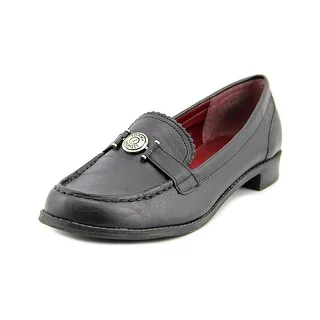 Tommy Hilfiger Malenita Round Toe Leather Loafer