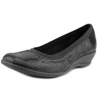 Soft Style by Hush Puppies Rogan N/S Square Toe Canvas Flats