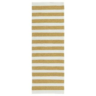 Handmade Indoor/ Outdoor Getaway Gold Stripes Rug (2' x 6')