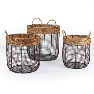 Adeco Black Iron Wire Round Scoop Basket with Seagrass-Wrapped Rim and Handle with Mesh Body (Set of 3)