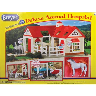BREYER Stablemates Deluxe Animal Hospital Play Set