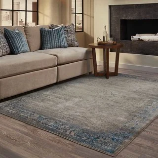 Faded Traditional Blue/ Beige Area Rug (7'10 x 10'10)
