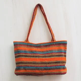 Handcrafted Wool 'Cajamarca Orange' Shoulder Bag (Peru)