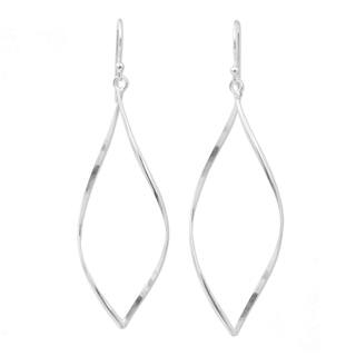 Handcrafted Sterling Silver 'Curvature' Earrings (Thailand)